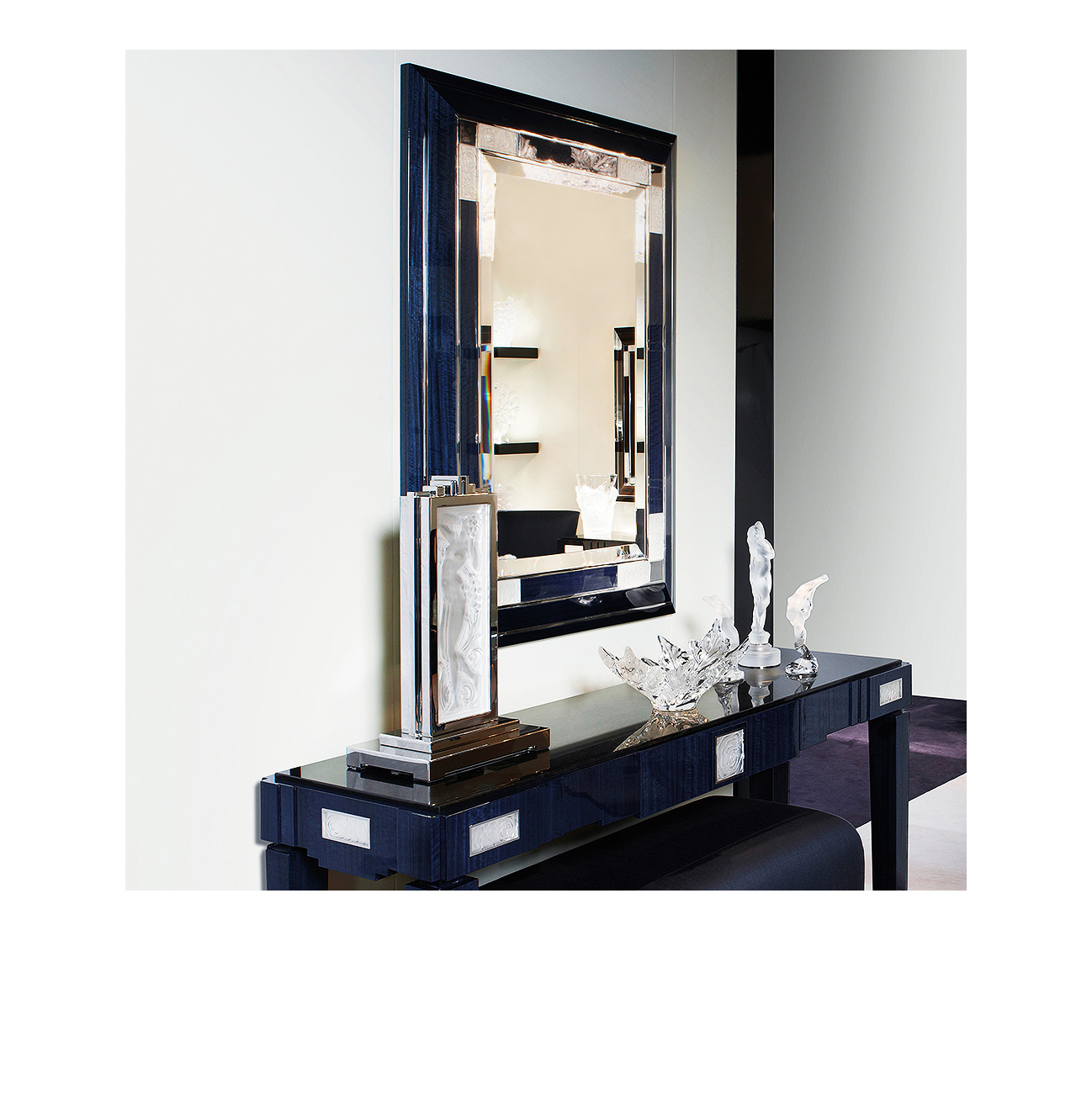 Roses mirror in numbered edition, clear crystal and blue eucalyptus - Lalique