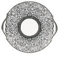 Cake dish with hands white - Raynaud